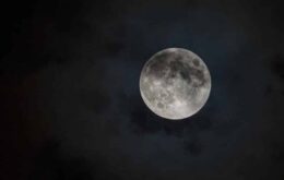 Sonda chinesa Chang’e 5 começa a coletar rochas na Lua