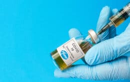 Vacina da Pfizer e BioNTech é aprovada no Reino Unido