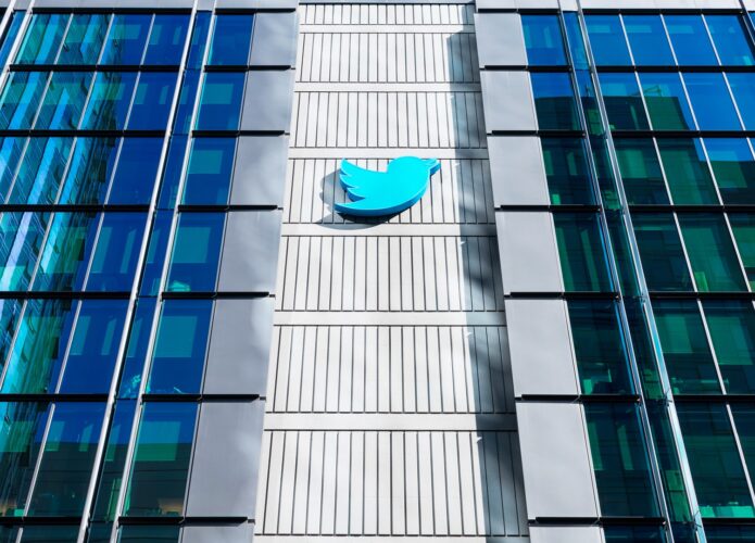 Twitter amplia regras contra discurso de ódio na rede